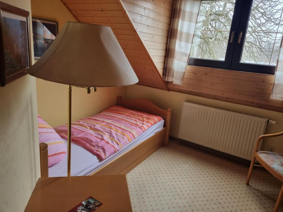 Altes Teichhaus - Pension Ottendorf-Okrilla Екстериор снимка