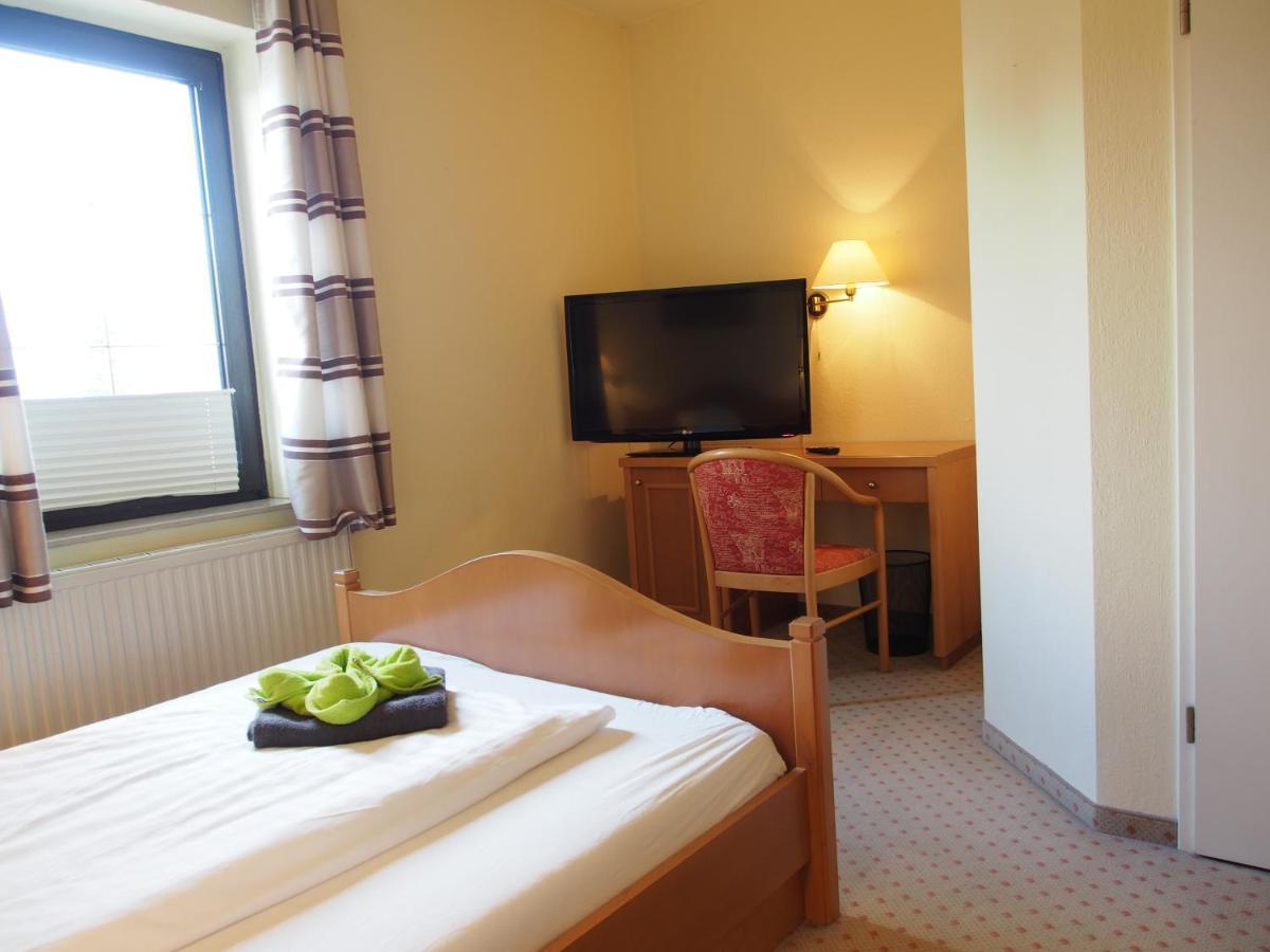 Altes Teichhaus - Pension Ottendorf-Okrilla Екстериор снимка